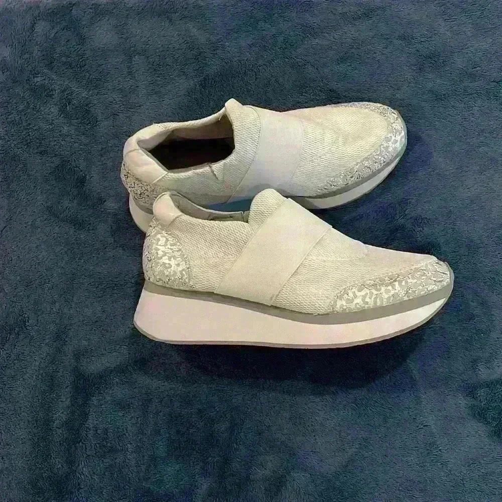 Donald Pliner fashion shoes size 8 1/2